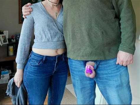 Chastity couple .